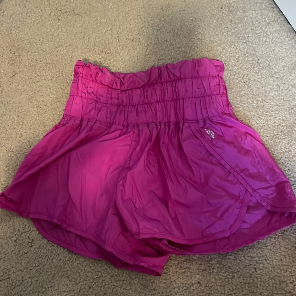 Free People: The Way Home Shorts. Size small, hot pink